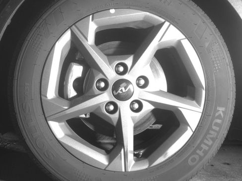 Used 2025 Kia K4 LXS image 12