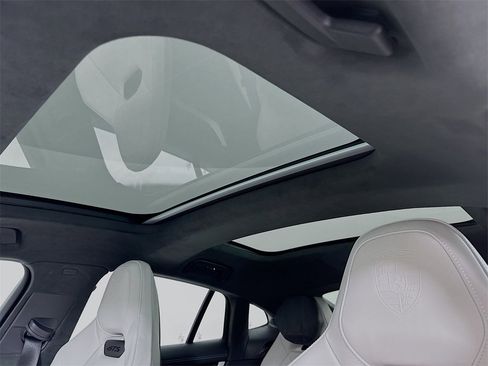 Certified 2025 Porsche Panamera GTS image 25