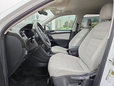 Certified 2024 Volkswagen Tiguan S image 10