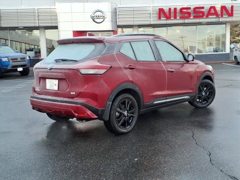 Used 2024 Nissan Kicks SR w/ SR Premium Package image 5