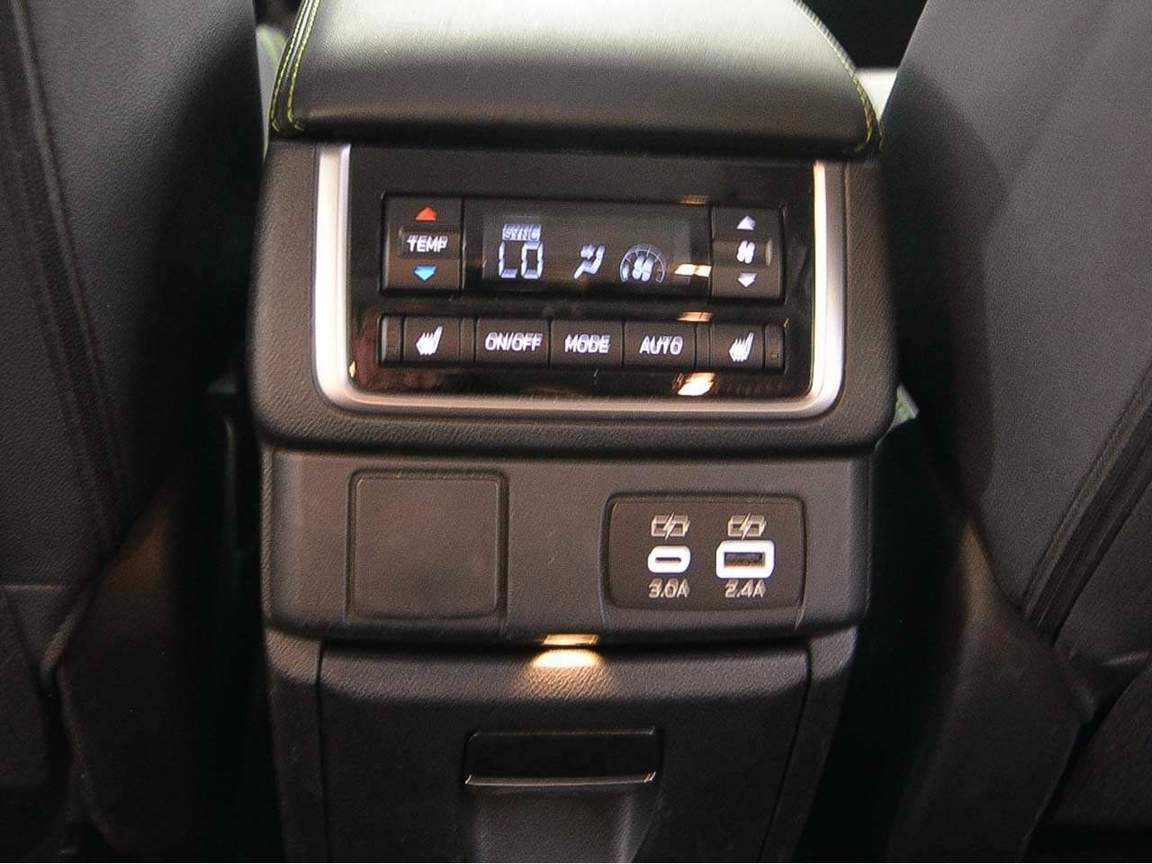 Used 2023 Subaru Ascent Onyx Edition Limited AWD/4WD image 9