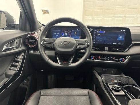 Used 2025 Chevrolet Equinox RS w/ Safety and Technology Package AWD/4WD image 21