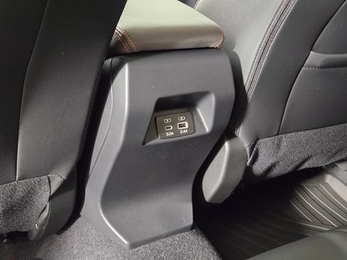 New 2026 Subaru Crosstrek 2.5i Limited AWD/4WD image 11