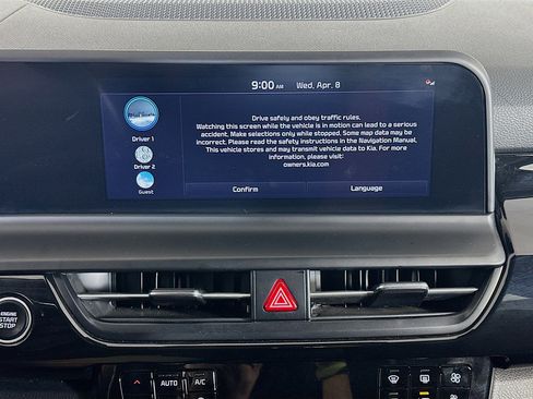 Used 2025 Kia Seltos S image 21