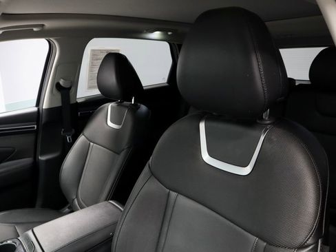 Certified 2024 Hyundai Tucson Limited FWD image 27