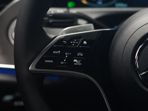 New 2026 Mercedes-Benz E 350 4MATIC Sedan image 19