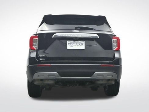 Used 2024 Ford Explorer XLT w/ Equipment Group 202A image 39