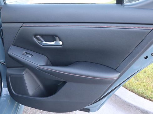 Used 2024 Nissan Sentra SR image 40