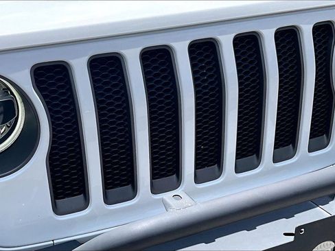 Used 2020 Jeep Wrangler Unlimited Rubicon AWD/4WD image 32