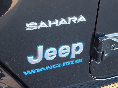 Certified 2023 Jeep Wrangler Unlimited Sahara w/ Cold Weather Group AWD/4WD image 31