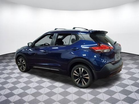 Used 2020 Nissan Kicks SR w/ Exterior Package image 3
