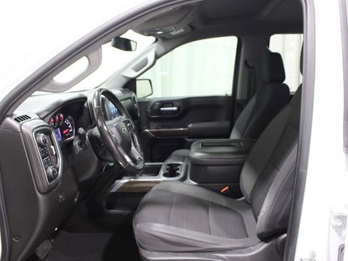 Used 2022 Chevrolet Silverado 1500 RST AWD/4WD image 3