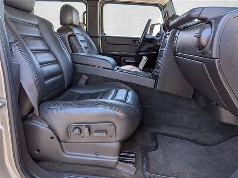 Used 2005 HUMMER H2 w/ Preferred Equipment Group AWD/4WD image 20