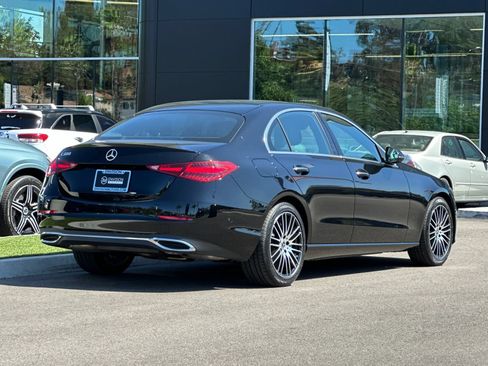 Used 2025 Mercedes-Benz C 300 Sedan image 3