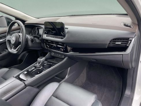 Used 2023 Nissan Rogue SL w/ SL Premium Package image 26