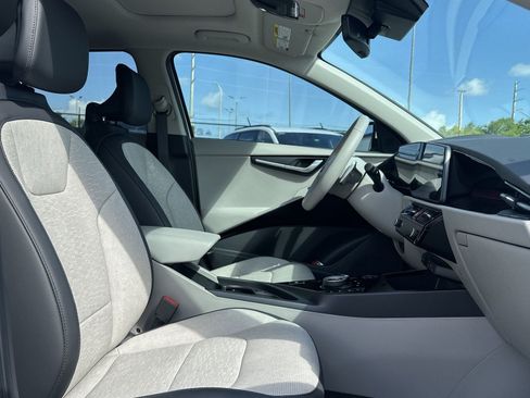 New 2025 Kia Niro Wave w/ Wave Preserve Package FWD image 26