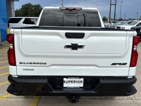 New 2026 Chevrolet Silverado 1500 ZR2 w/ Dark Appearance Package AWD/4WD image 4