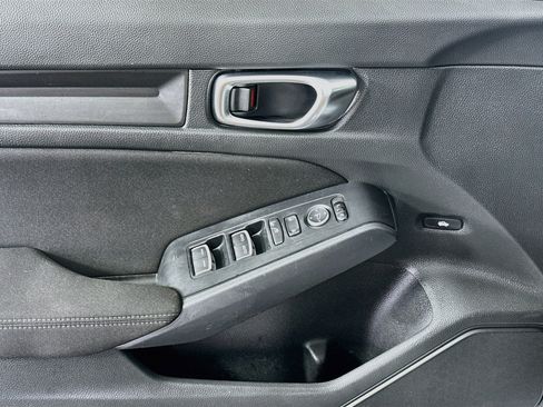 Used 2025 Honda Civic Sport image 15