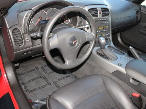 Used 2007 Chevrolet Corvette 2dr Cpe image 4