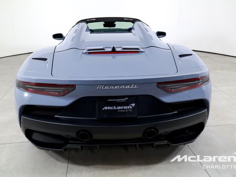 Used 2023 Maserati MC20 Spyder image 9