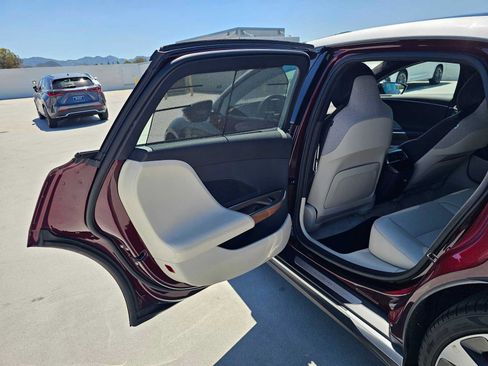 Used 2025 Lucid Air Touring AWD/4WD image 15