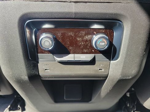 New 2026 Chevrolet Tahoe LS image 11