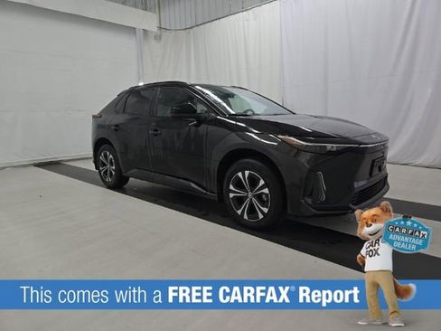 Used 2025 Toyota bZ4X FWD w/ Weather Package image 2