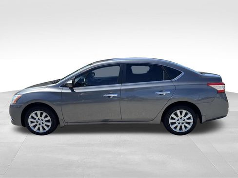 Used 2015 Nissan Sentra S FWD image 2