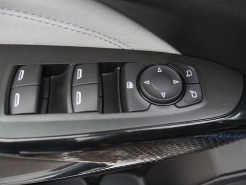 Used 2024 Chevrolet Trax LT w/ Driver Confidence Package image 28