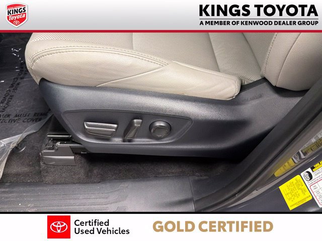 Used 2024 Toyota Tacoma Limited w/ Limited Package (LT) AWD/4WD image 19