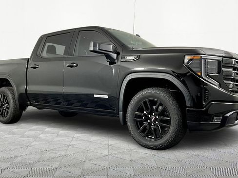 New 2026 GMC Sierra 1500 Elevation image 3