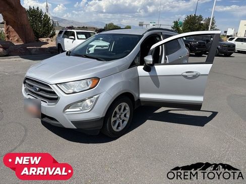 Used 2018 Ford EcoSport SE FWD image 2