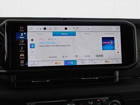 New 2025 Jeep Gladiator Mojave w/ Convenience Group image 12