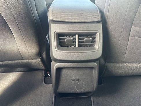 New 2026 Chevrolet Equinox EV LT image 22