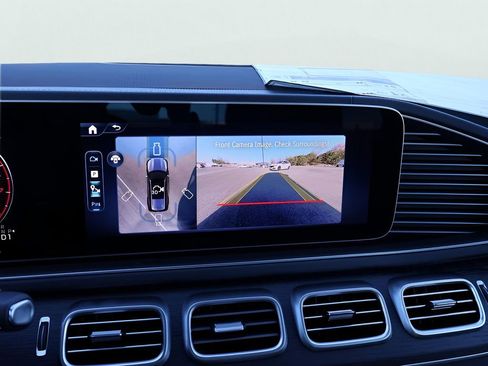 New 2026 Mercedes-Benz GLS 450 4MATIC image 17