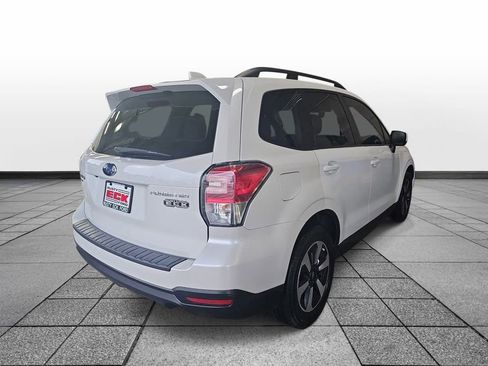 Used 2018 Subaru Forester 2.5i Premium AWD/4WD image 5