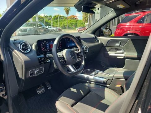 Used 2025 Mercedes-Benz GLA 250 image 14