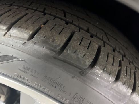 Used 2023 Chevrolet Malibu LT image 40