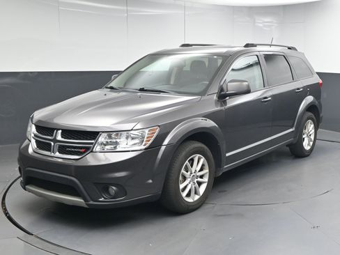 Used 2016 Dodge Journey SXT w/ Premium Group image 4