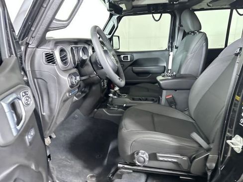 Used 2023 Jeep Wrangler Unlimited w/ 8.4" Radio Group AWD/4WD image 11