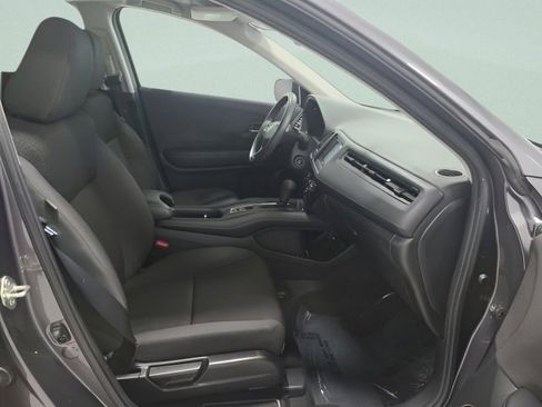 Used 2019 Honda HR-V LX image 13