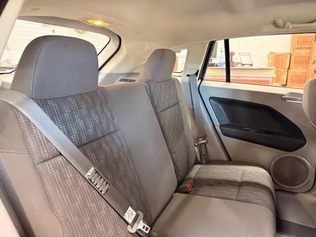 Used 2007 Dodge Caliber SXT FWD image 21