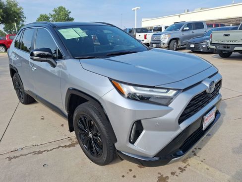 Used 2024 Toyota RAV4 XSE w/ Advanced Technology Package AWD/4WD image 8