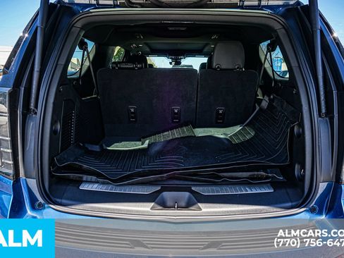 Used 2025 Chevrolet Suburban High Country AWD/4WD image 25