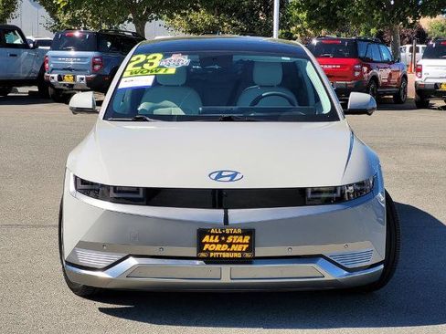 Used 2023 Hyundai Ioniq 5 Limited AWD/4WD image 2