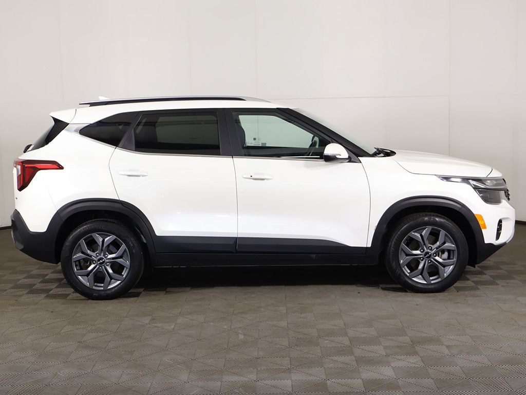 Used 2024 Kia Seltos S AWD/4WD image 71