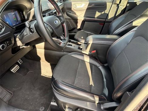 Certified 2023 Ford Escape ST-Line w/ Tech Pack #1 image 19