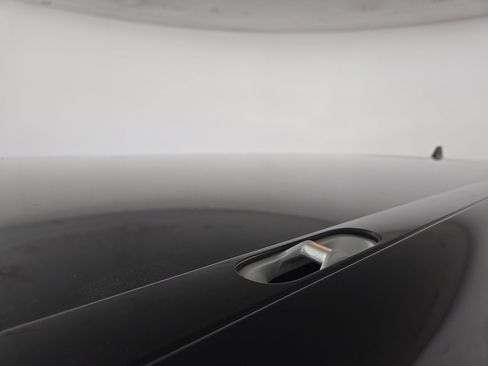 Used 2025 Rivian R1S Adventure AWD/4WD image 13