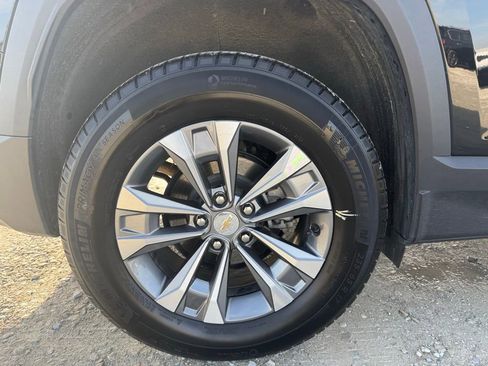 Used 2025 Chevrolet Equinox LT w/ Convenience Package II image 16