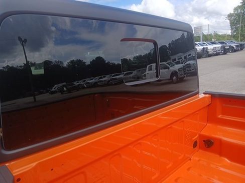 New 2025 Jeep Gladiator Sport image 8